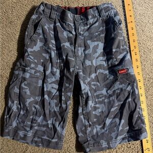 EUC Levi"s Boys 16 blue camo‎ Cargo Shorts